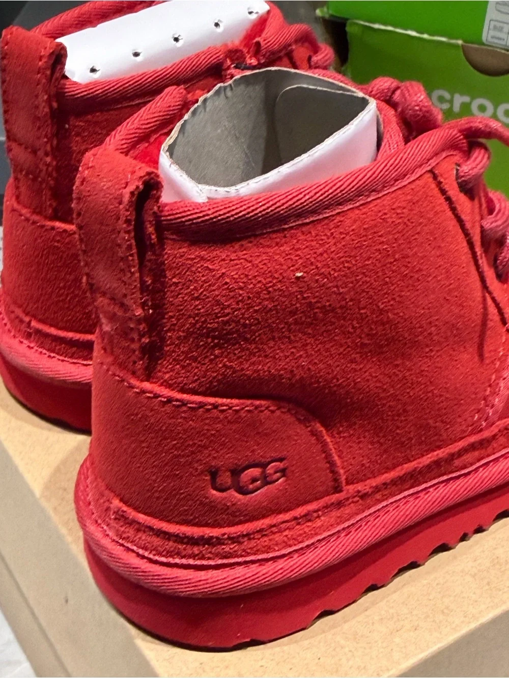 UGG Kids Red Suede Lace-Up Ankle Boots t neumell ll